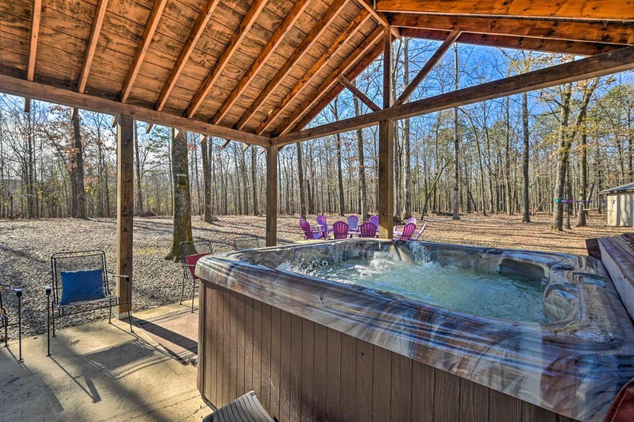 Pet-Friendly Shady Oaks Broken Bow Gem With Patio! Villa Bagian luar foto