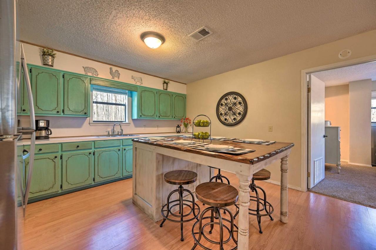 Pet-Friendly Shady Oaks Broken Bow Gem With Patio! Villa Bagian luar foto
