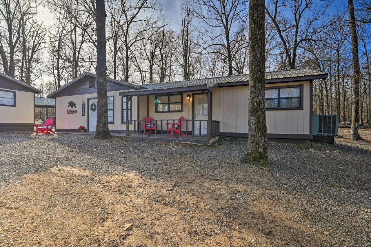 Pet-Friendly Shady Oaks Broken Bow Gem With Patio! Villa Bagian luar foto