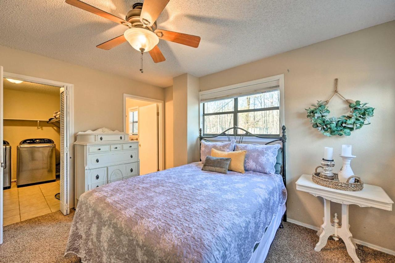 Pet-Friendly Shady Oaks Broken Bow Gem With Patio! Villa Bagian luar foto