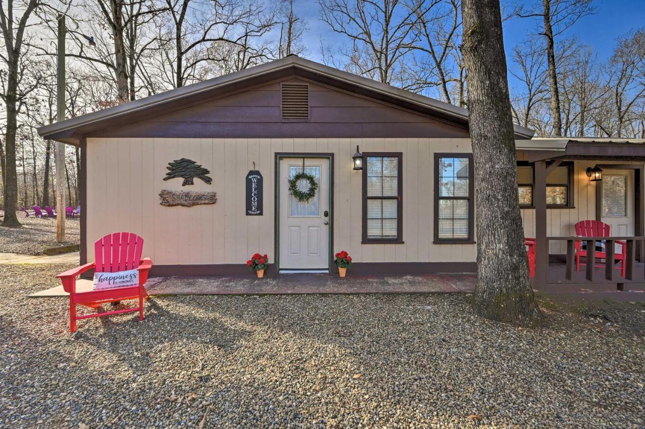 Pet-Friendly Shady Oaks Broken Bow Gem With Patio! Villa Bagian luar foto