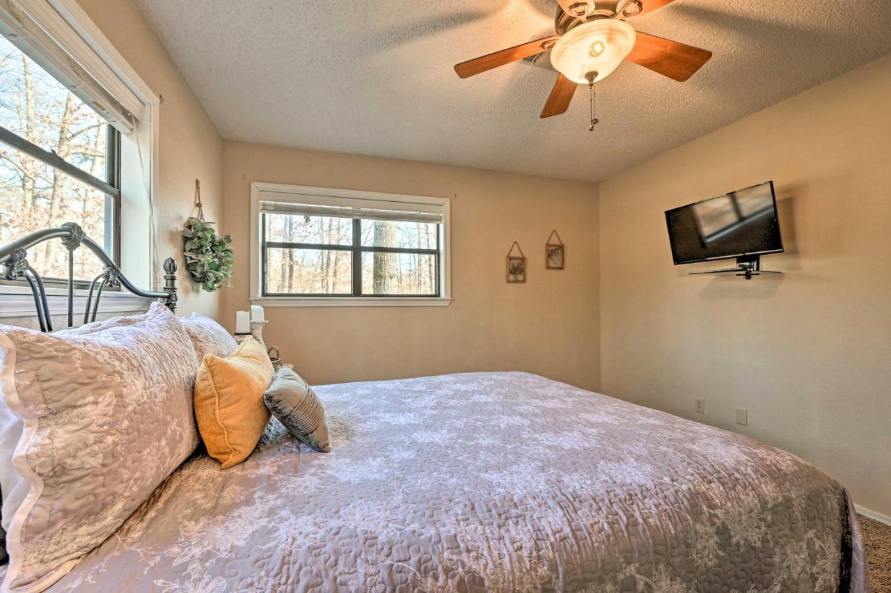 Pet-Friendly Shady Oaks Broken Bow Gem With Patio! Villa Bagian luar foto